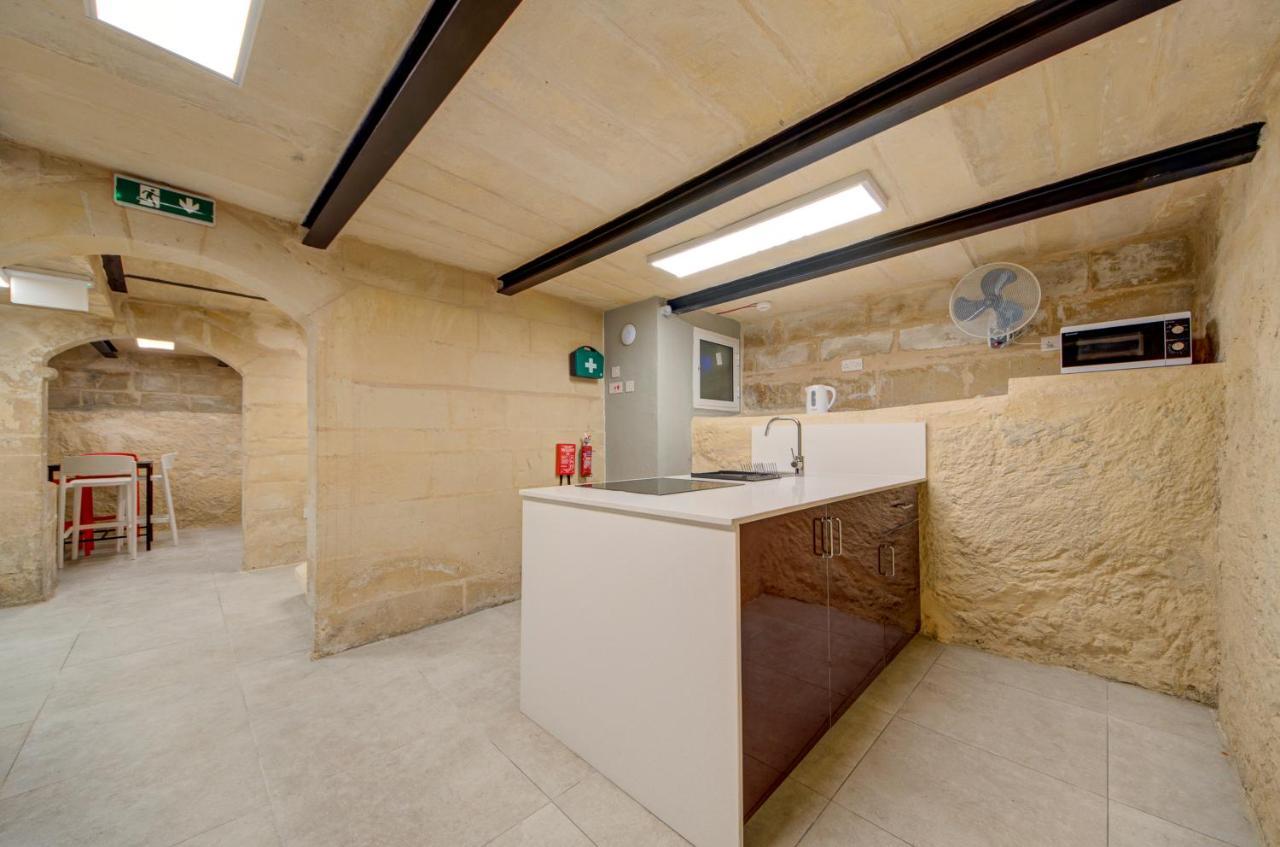Отель Casa Domenico 6 Валетта Экстерьер фото