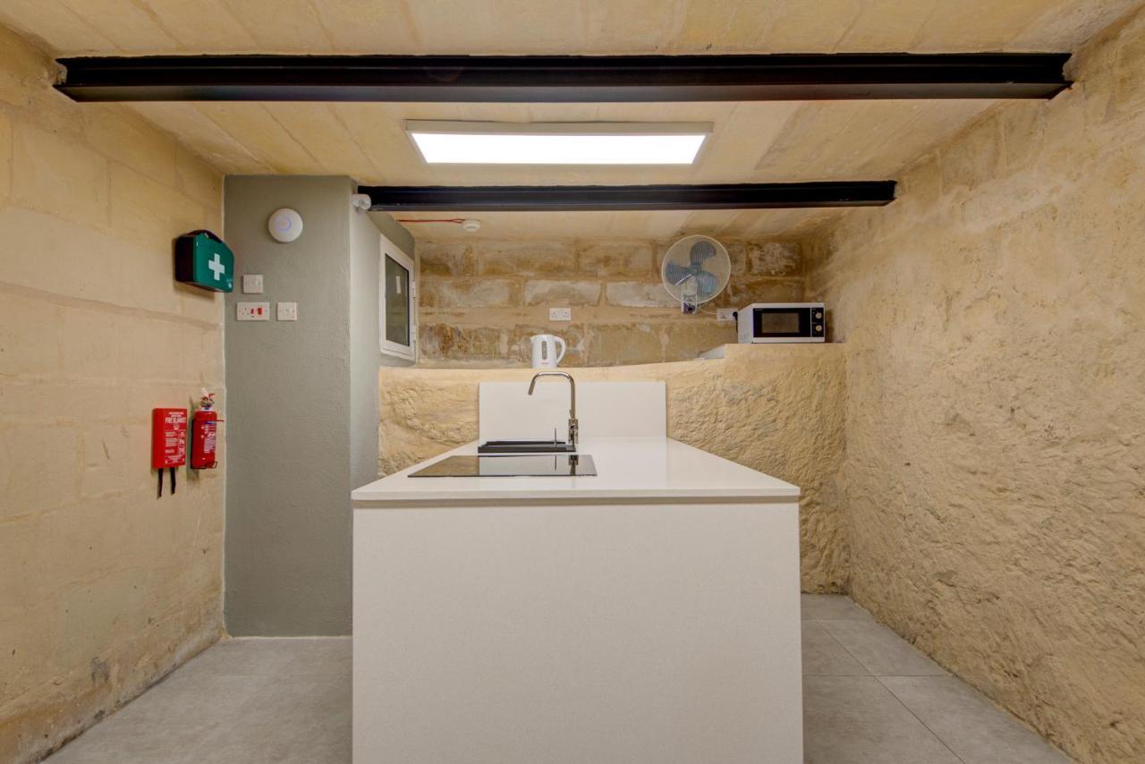 Отель Casa Domenico 6 Валетта Экстерьер фото